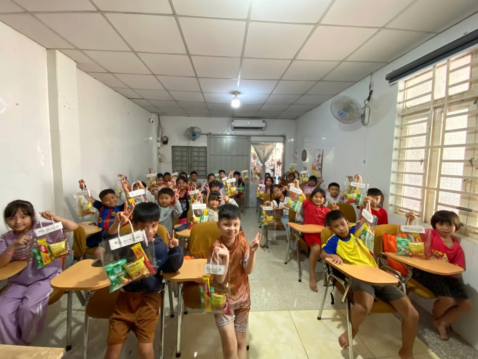 Lớp Tiếng Anh Thiếu Nhi tại Anh Ngữ J.93